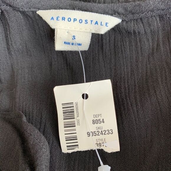 NWT Aeropostale shorts romper. Small - Picture 4 of 5